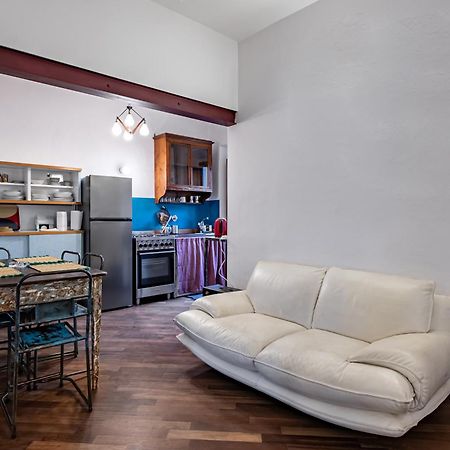 Beccaria & Sant'Ambrogio Lovely Apartment Firenze Bagian luar foto