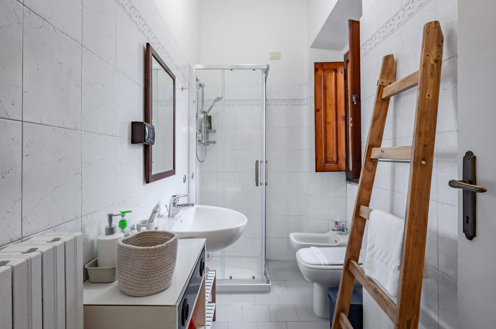 Beccaria & Sant'Ambrogio Lovely Apartment Firenze Bagian luar foto